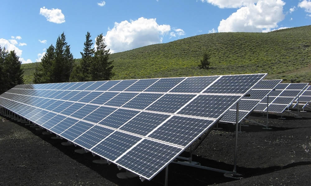 Polyak Eynez Kınık’a 10,08 MW Kurulu Gücünde Güneş Enerji Santrali Kurulacak.